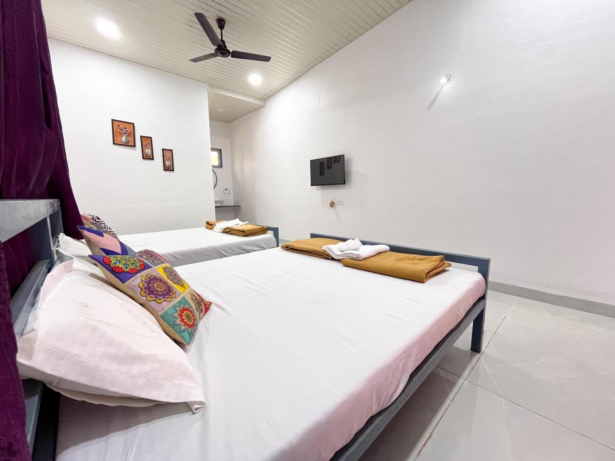 Karjat In Resort Eksteriør billede